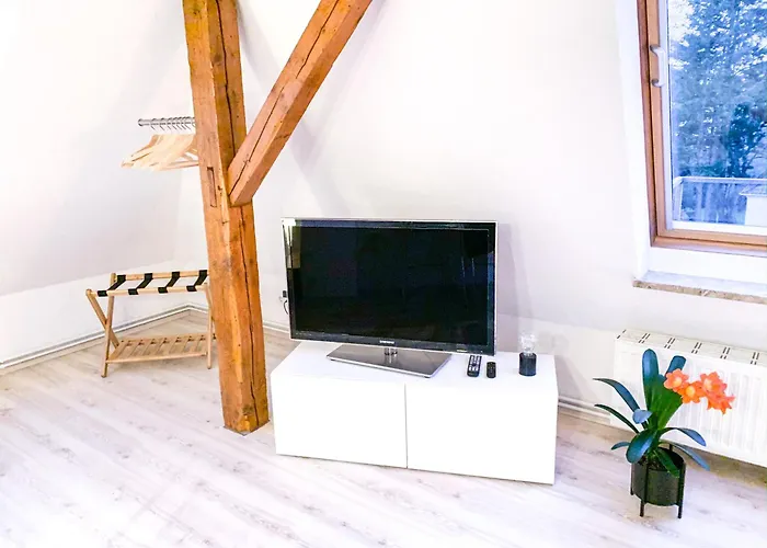 Stilvolle Dachgeschosswohnung In Duesternbrook Appartement *