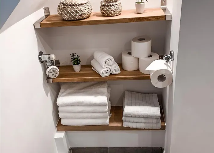 Stilvolle Dachgeschosswohnung In Duesternbrook Appartement Kiel