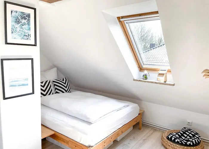 아파트 Stilvolle Dachgeschosswohnung In Duesternbrook 킬